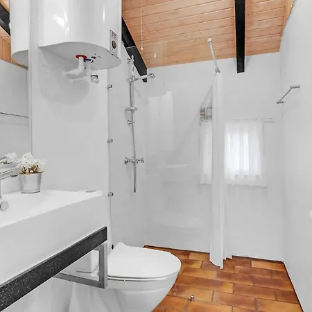 Prázdninový dům 3 Bedroom Awesome In