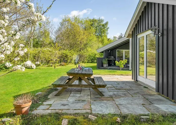 3 Bedroom Awesome In