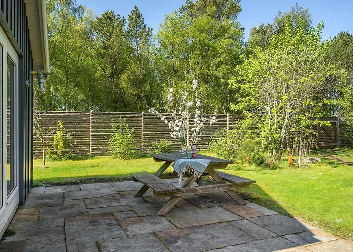 3 Bedroom Awesome In *